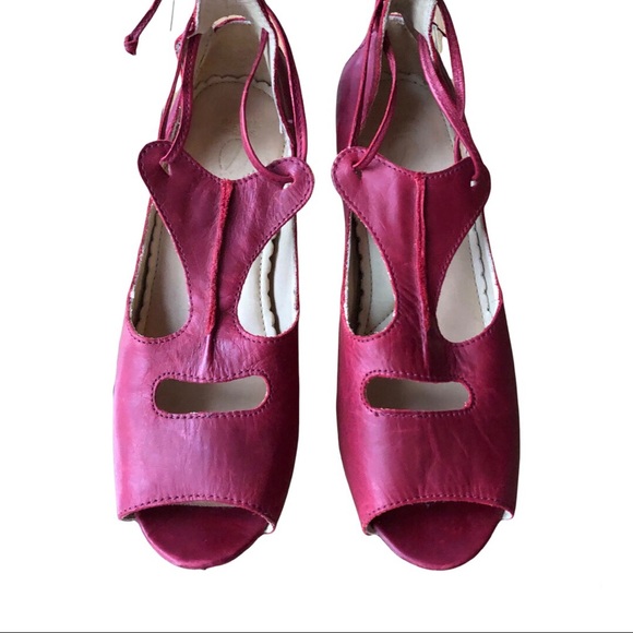 Sergio Tomani Shoes - Sergio Tomani Red leather heels, 37 EU.